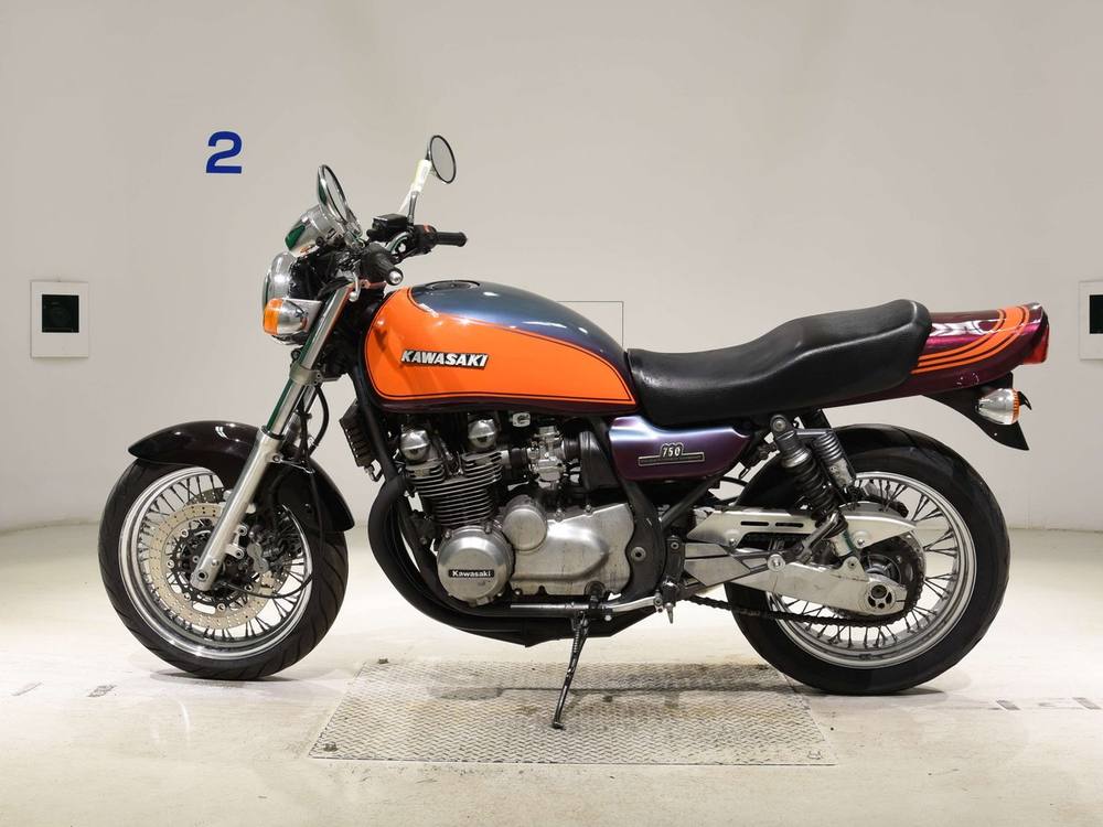 Kawasaki ZEPHYR750RS 2025, рама ZR750C-035467 – мотоцикл из Японии с аукциона BDS, фото 2