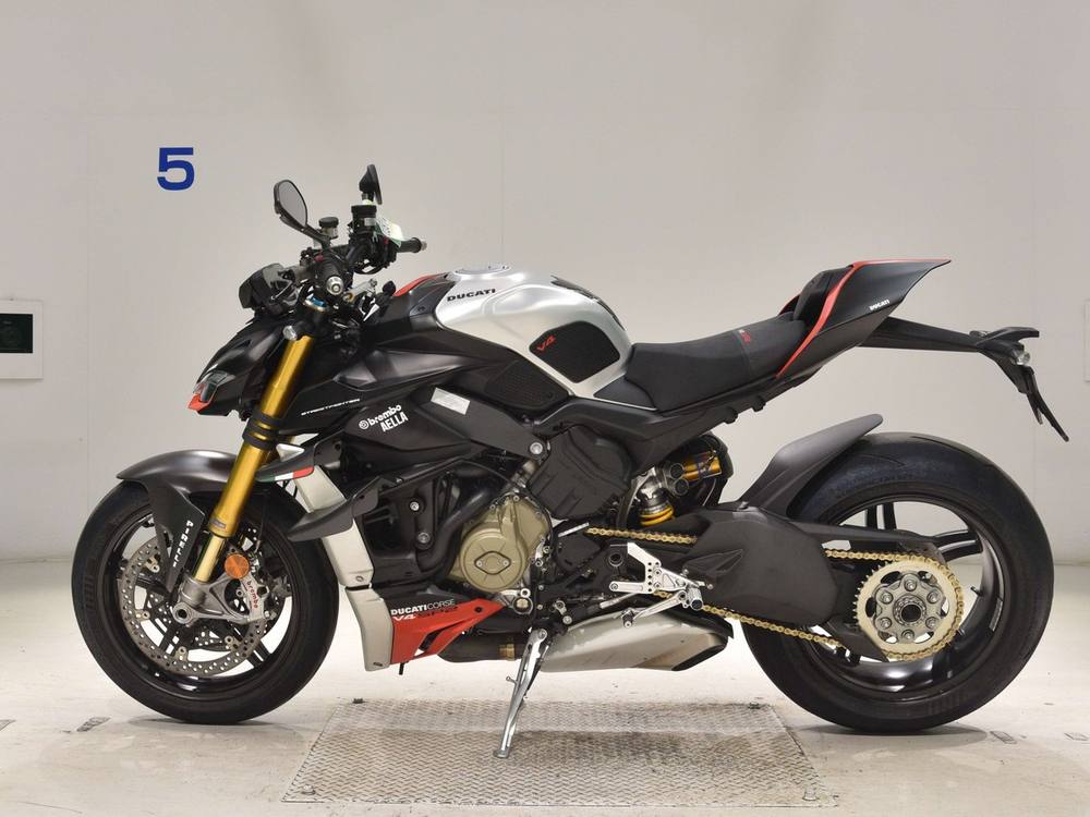 Ducati STREET FIGHTER V4SP2 2023, рама ZDM4F03AAPB001743 – мотоцикл из Японии с аукциона BDS, фото 2