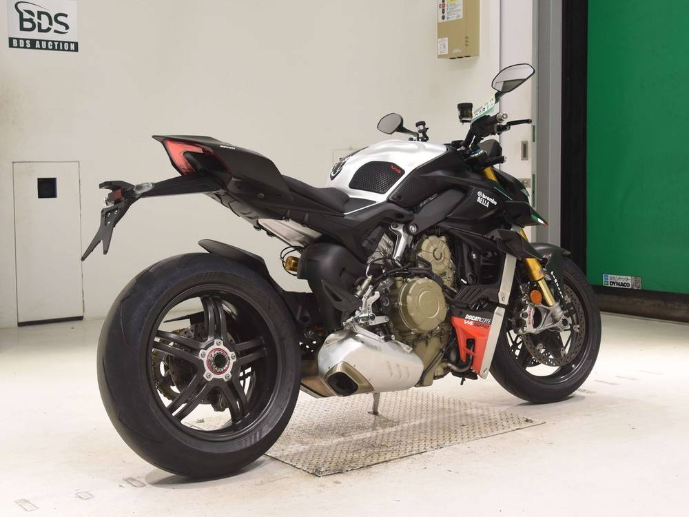 Ducati STREET FIGHTER V4SP2 2023, рама ZDM4F03AAPB001743 – мотоцикл из Японии с аукциона BDS, фото 5