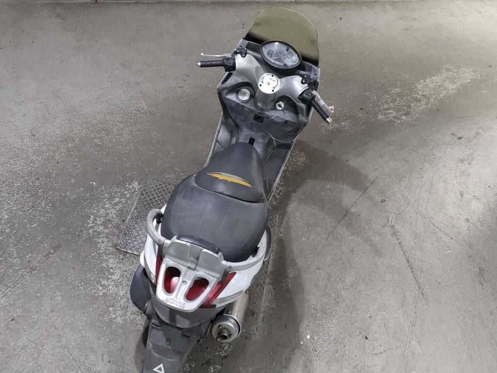 Kymco GRAND DINK125Z, рама RFBSH25DC6R831412 – мотоцикл из Японии с аукциона JBA, фото 6