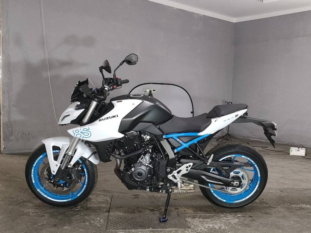Suzuki GSX-8S 2023, рама EM1AA-100134 – мотоцикл из Японии с аукциона JBA, фото 2