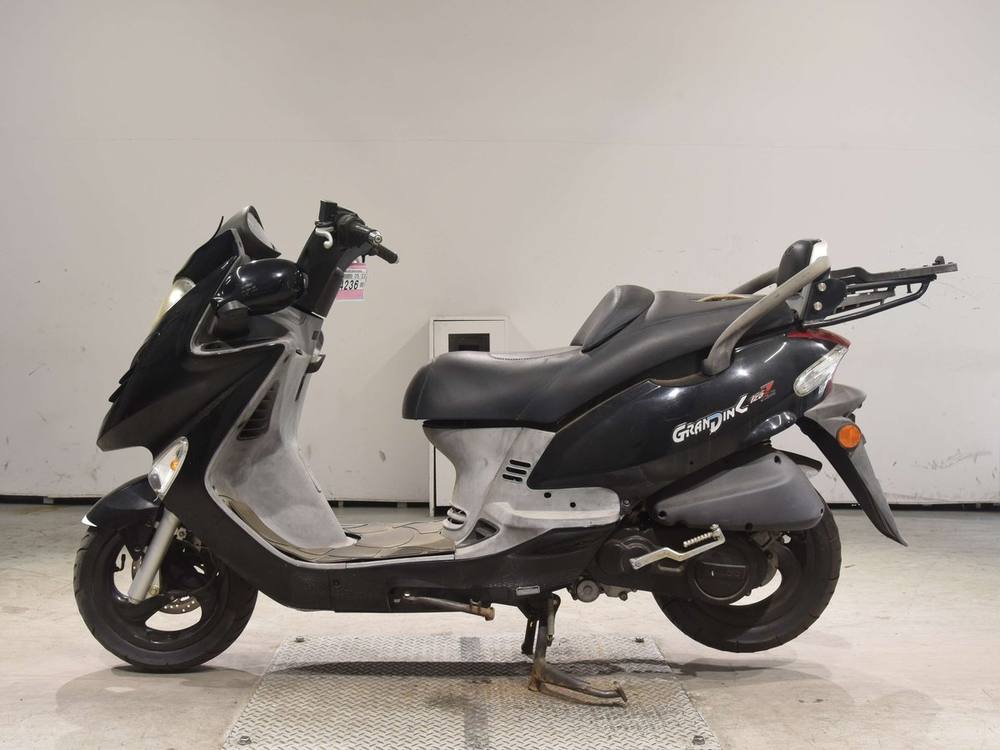 Kymco GRAND DINK125Z, рама RFBSM25DC5R830685 – мотоцикл из Японии с аукциона BDS, фото 2