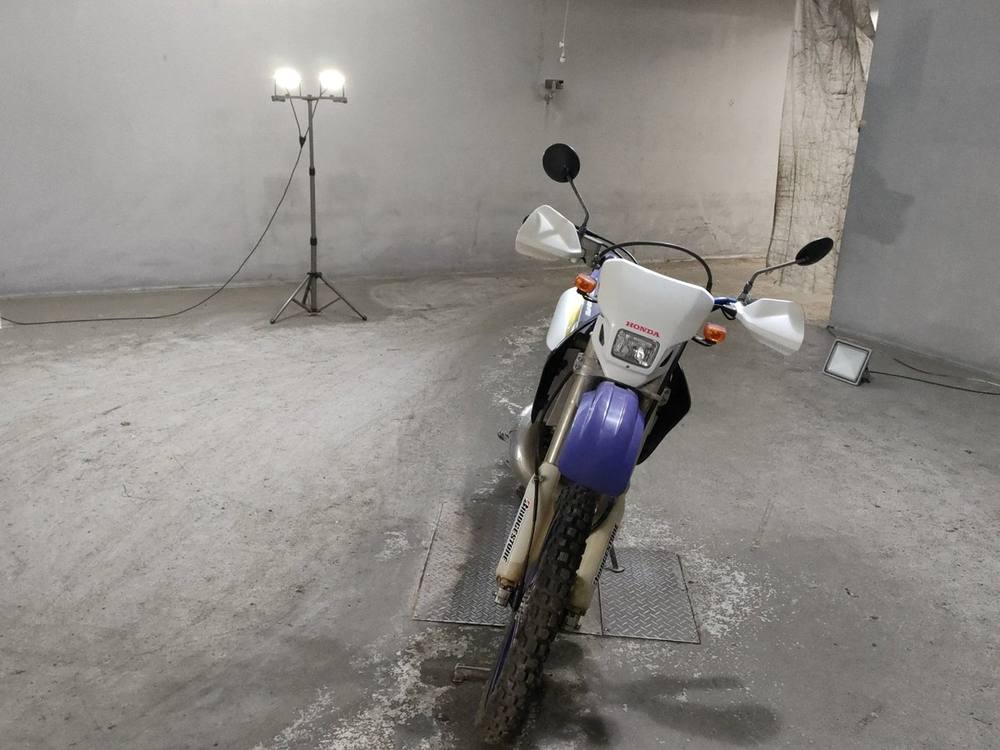 Honda CRM250AR 1997, рама MD32-1001594 – мотоцикл из Японии с аукциона JBA, фото 3