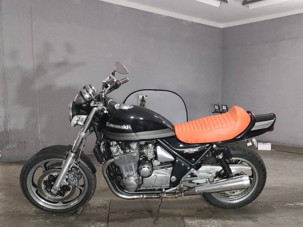 Kawasaki ZEFAR 1100, рама ZRT10A-001047 – мотоцикл из Японии с аукциона JBA, фото 2