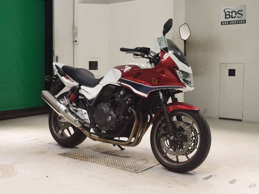 Honda CB400SF BOLDOR 2018, рама NC42-1901209 – мотоцикл из Японии с аукциона BDS, фото 3
