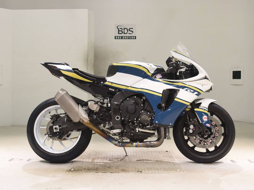 Yamaha YZF-R1 2022, рама RN65J-000928 – мотоцикл из Японии с аукциона BDS, фото 1