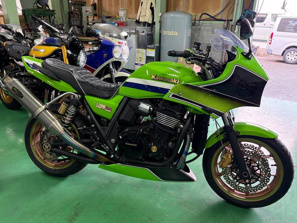 Kawasaki ZRX1200DAEG FE 2016, рама ZRT20D-023470 – мотоцикл из Японии с аукциона IAUC, фото 1