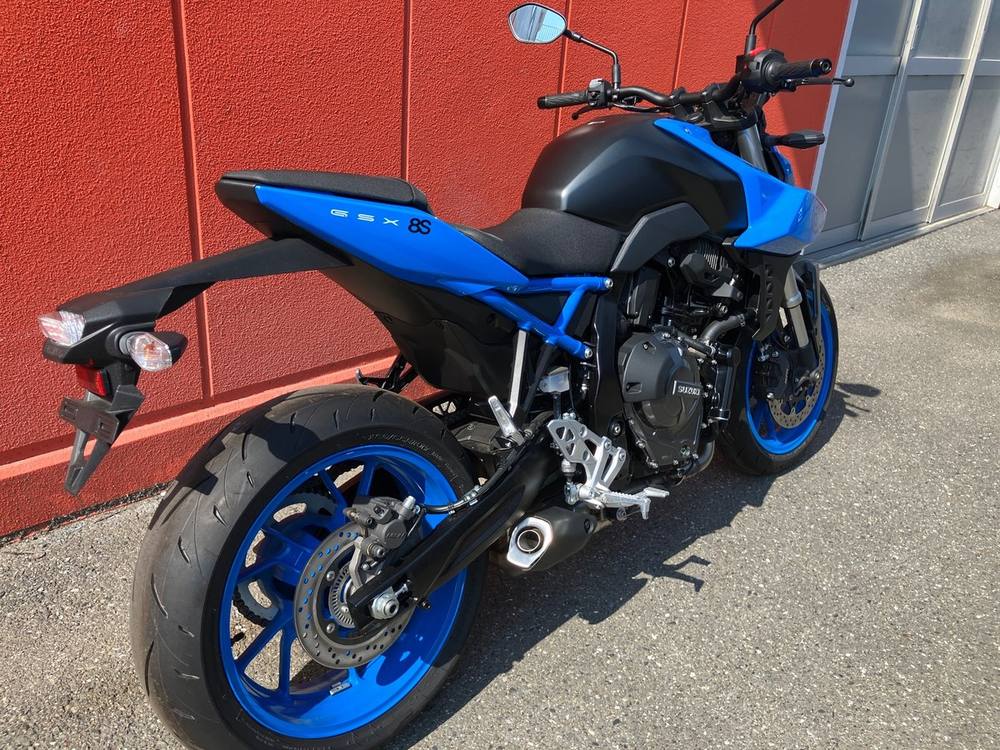 Suzuki GSX-8S, рама EM1AA-100*** – мотоцикл из Японии с аукциона IAUC, фото 2