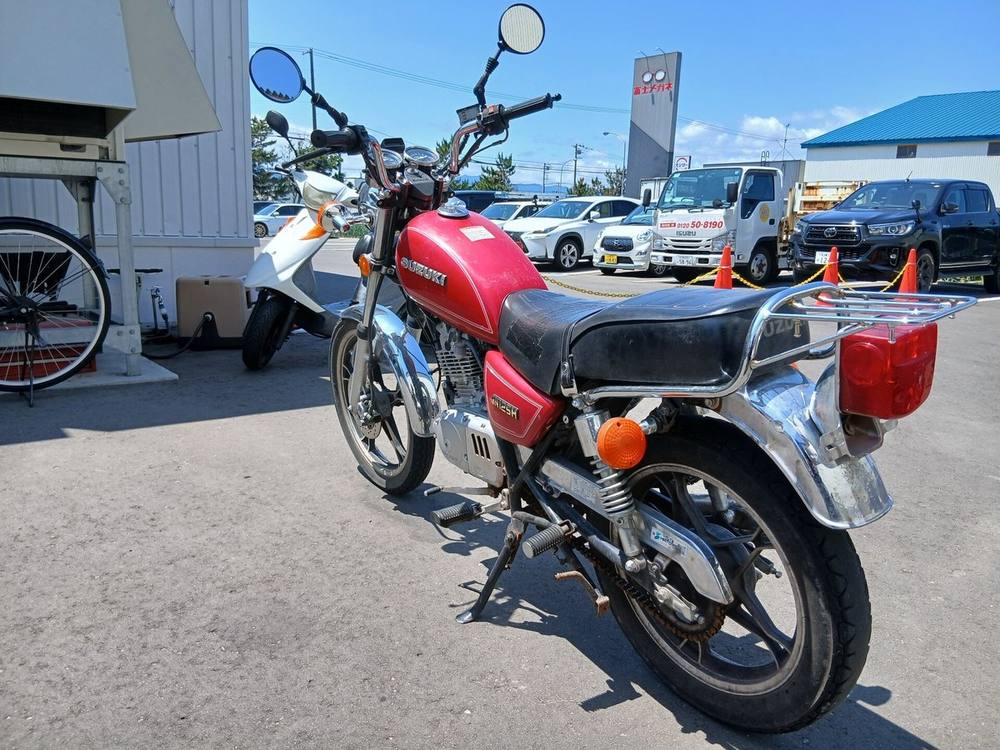 Suzuki GN125H 2016, рама LC6PCJG97G0004729 – мотоцикл из Японии с аукциона IAUC, фото 5