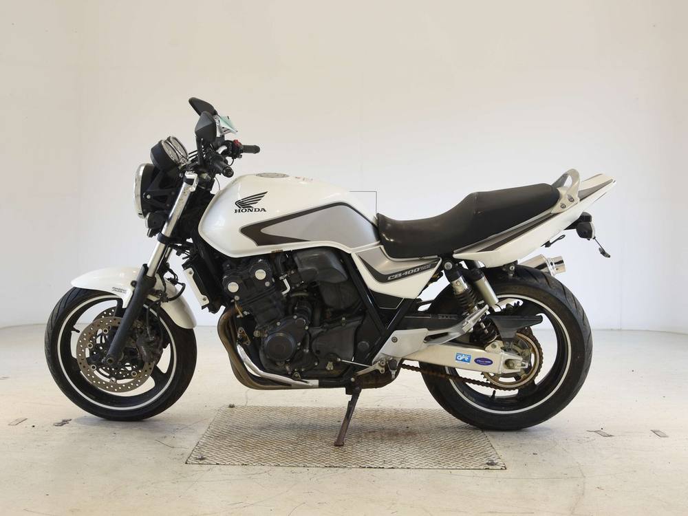 Honda CB400SFV 2010, рама NC42-1201914 – мотоцикл из Японии с аукциона BDS, фото 2