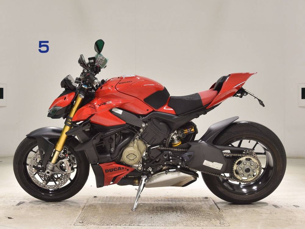Ducati STREETFIGHTER V4S 2024, рама ZDM4F00AARB004213 – мотоцикл из Японии с аукциона BDS, фото 2