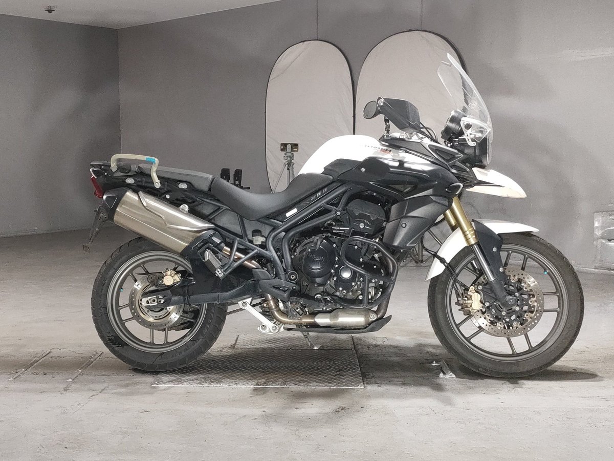 Triumph TIGER 800