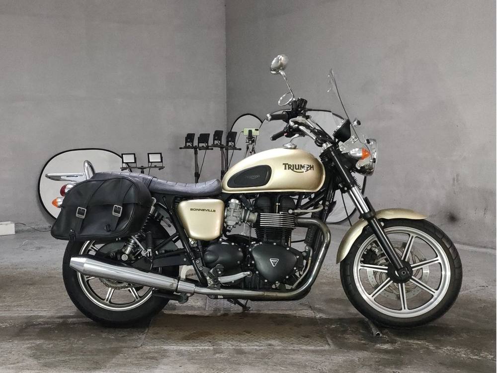 Triumph BONNEVILLE SE 2012, рама SMTTJ9107GC497464 – мотоцикл из Японии с аукциона JBA, фото 1