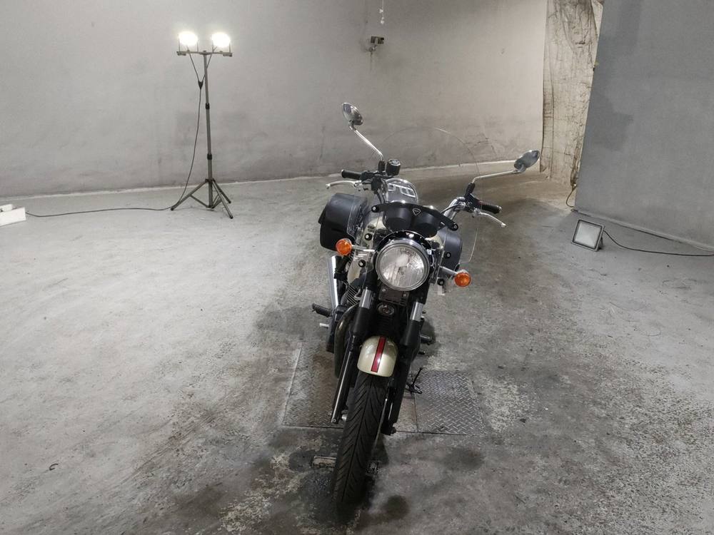 Triumph BONNEVILLE SE 2012, рама SMTTJ9107GC497464 – мотоцикл из Японии с аукциона JBA, фото 3