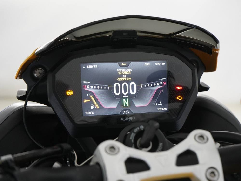 Triumph STREET TRIPLE 765 RS 2023, рама SMTHDA614ARBR2359 – мотоцикл из Японии с аукциона IAUC, фото 3