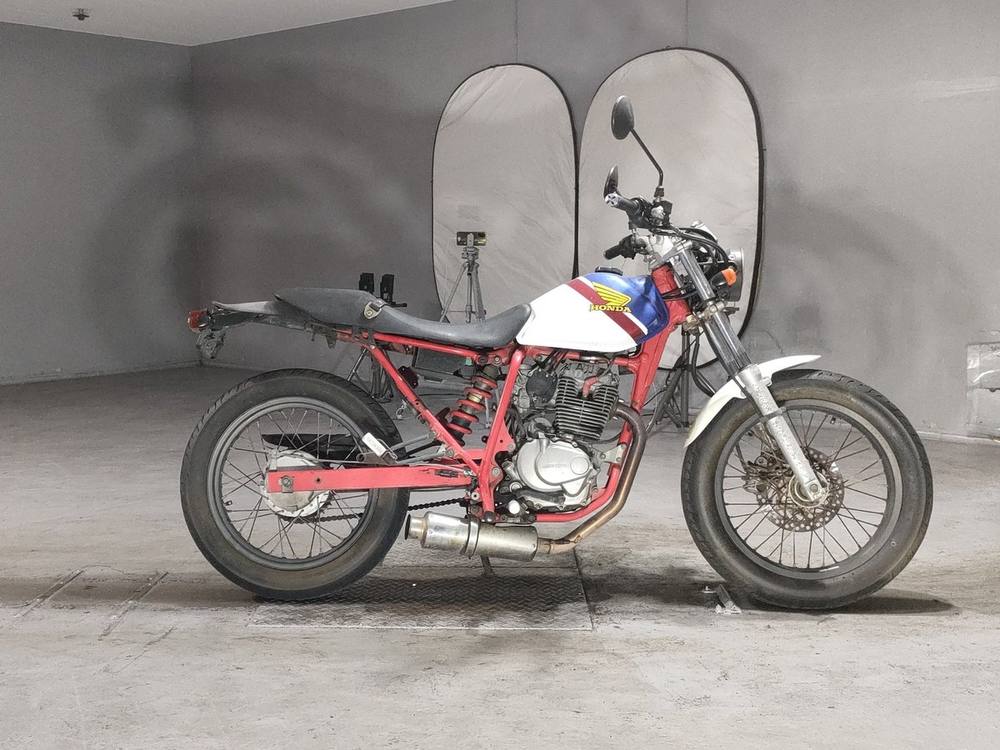 Honda FTR223 2002, рама MC34-1102907 – мотоцикл из Японии с аукциона JBA, фото 1