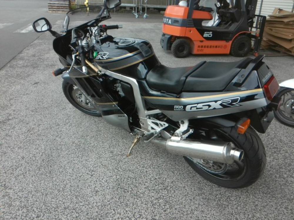 Suzuki GSX-R1100 1989, рама GV73A-101502 – мотоцикл из Японии с аукциона IAUC, фото 2