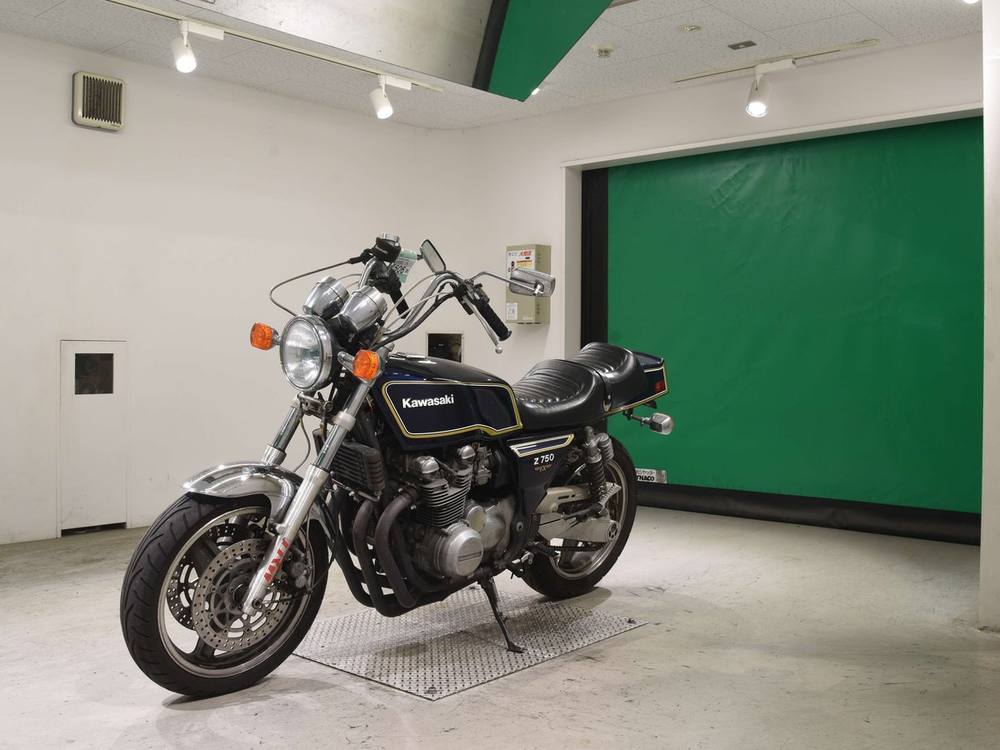 Kawasaki ZEPHYR750 2021, рама ZR750C-022615 – мотоцикл из Японии с аукциона BDS, фото 4