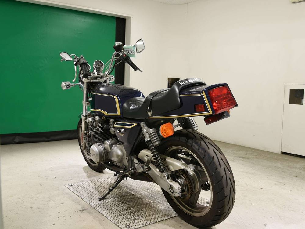 Kawasaki ZEPHYR750 2021, рама ZR750C-022615 – мотоцикл из Японии с аукциона BDS, фото 6