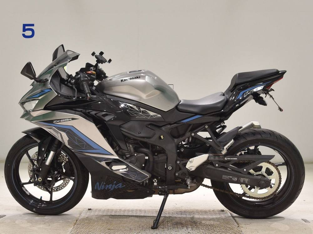 Kawasaki ZX-25R-2SE, рама ZX250H-A31428 – мотоцикл из Японии с аукциона BDS, фото 2