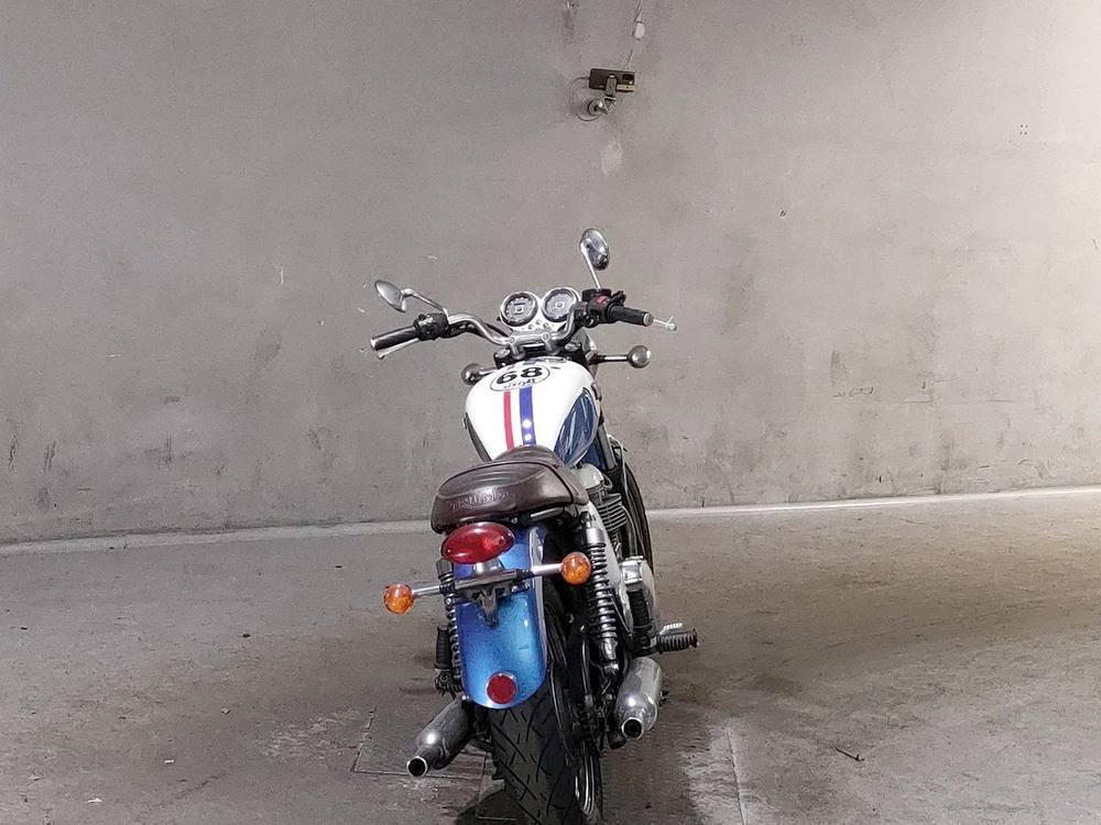 Triumph BONNEVILLE 2006, рама SMTTJ900TM5235214 – мотоцикл из Японии с аукциона JBA, фото 4