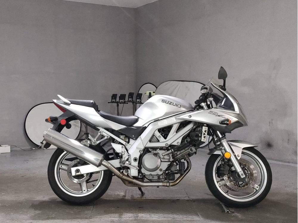 Suzuki SV650S 2003, рама JS1VP53A232100977 – мотоцикл из Японии с аукциона JBA, фото 1