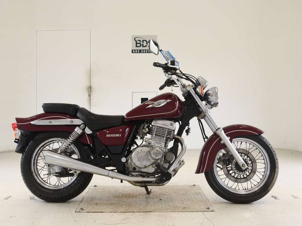 Suzuki MARAUDER250, рама NJ48A-100601 – мотоцикл из Японии с аукциона BDS, фото 1