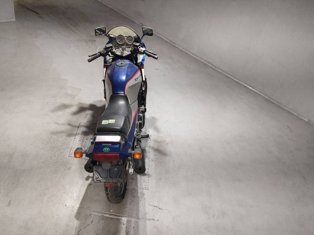 Kawasaki GPZ750R 1985, рама ZX750G-008835 – мотоцикл из Японии с аукциона JBA, фото 6