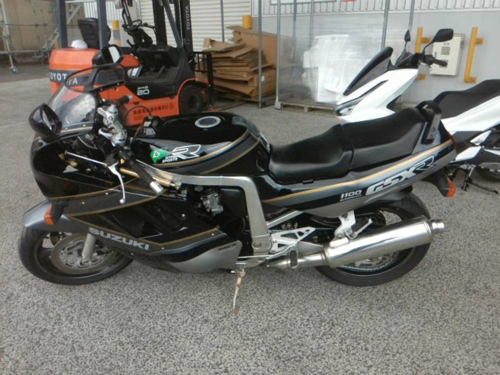 Suzuki GSX-R1100 1989, рама GV73A-101502 – мотоцикл из Японии с аукциона IAUC, фото 4