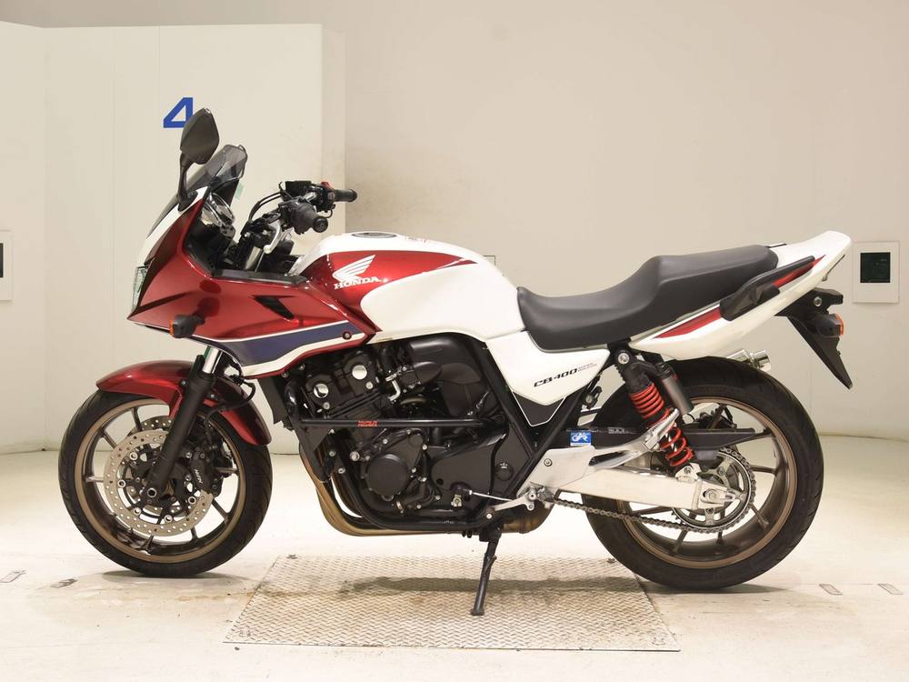 Honda CB400SFA 2018, рама NC42-1901209 – мотоцикл из Японии с аукциона BDS, фото 2