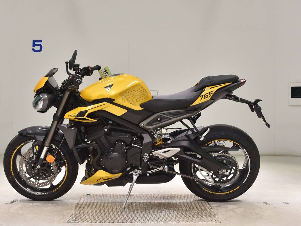 Triumph STREET TRIPLE RS 2023, рама SMTHDA614ARBR2359 – мотоцикл из Японии с аукциона BDS, фото 2