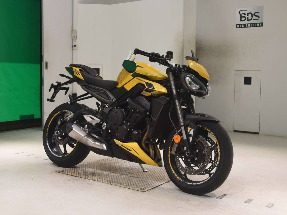 Triumph STREET TRIPLE RS 2023, рама SMTHDA614ARBR2359 – мотоцикл из Японии с аукциона BDS, фото 3