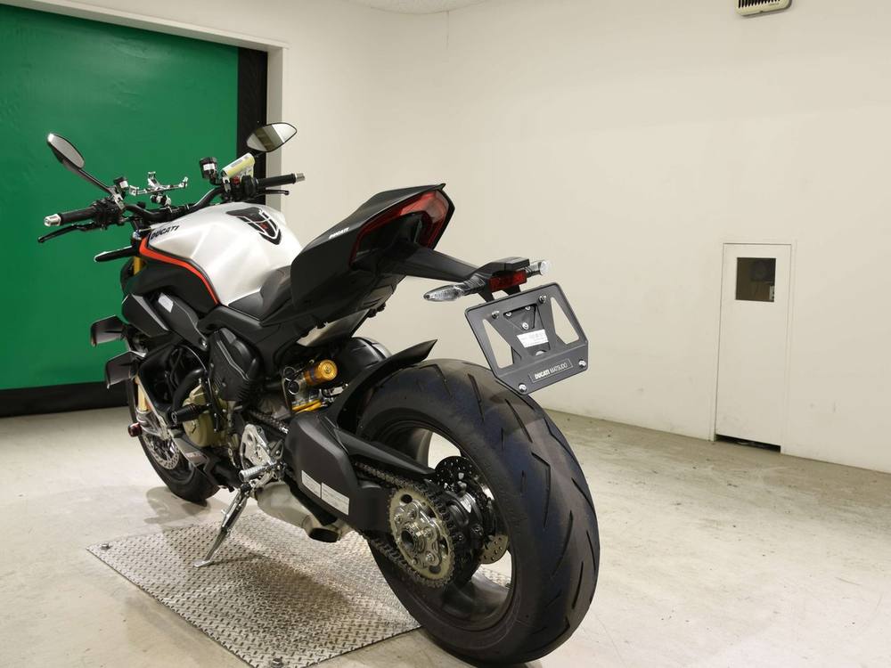 Ducati STREETFIGHTER V4 SP2 2023, рама ZDM1F03AANB006332 – мотоцикл из Японии с аукциона BDS, фото 6