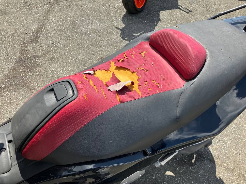 Yamaha T-MAX500 2001, рама JYASJ011000013884 – мотоцикл из Японии с аукциона IAUC, фото 4