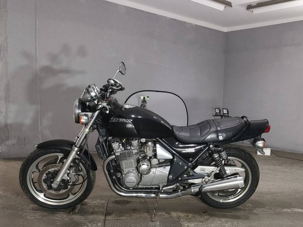 Kawasaki ZEFAR 1100 1992, рама ZRT10A-011669 – мотоцикл из Японии с аукциона JBA, фото 2