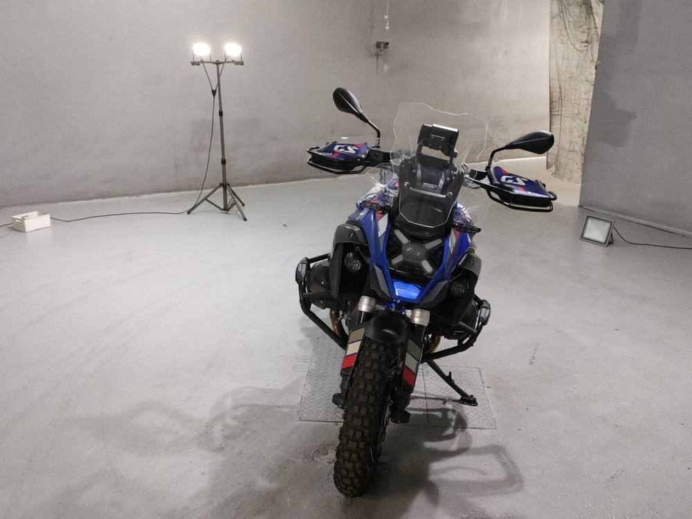 BMW R1300GS 2023, рама WB10M2103R6J08330 – мотоцикл из Японии с аукциона JBA, фото 3
