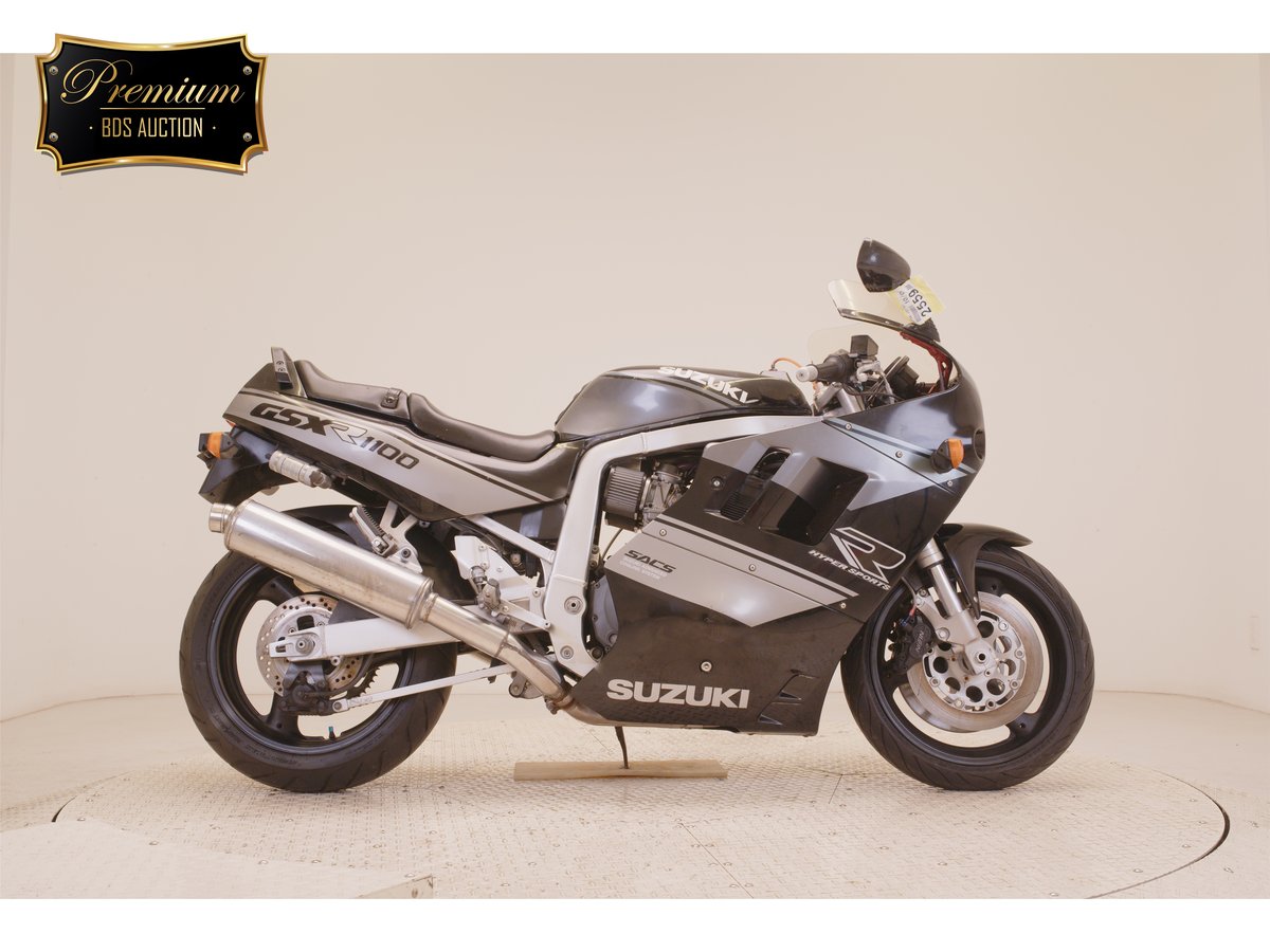 Suzuki GSX-R1100 1990, рама GV73A-102781 – мотоцикл из Японии с аукциона BDS, фото 1