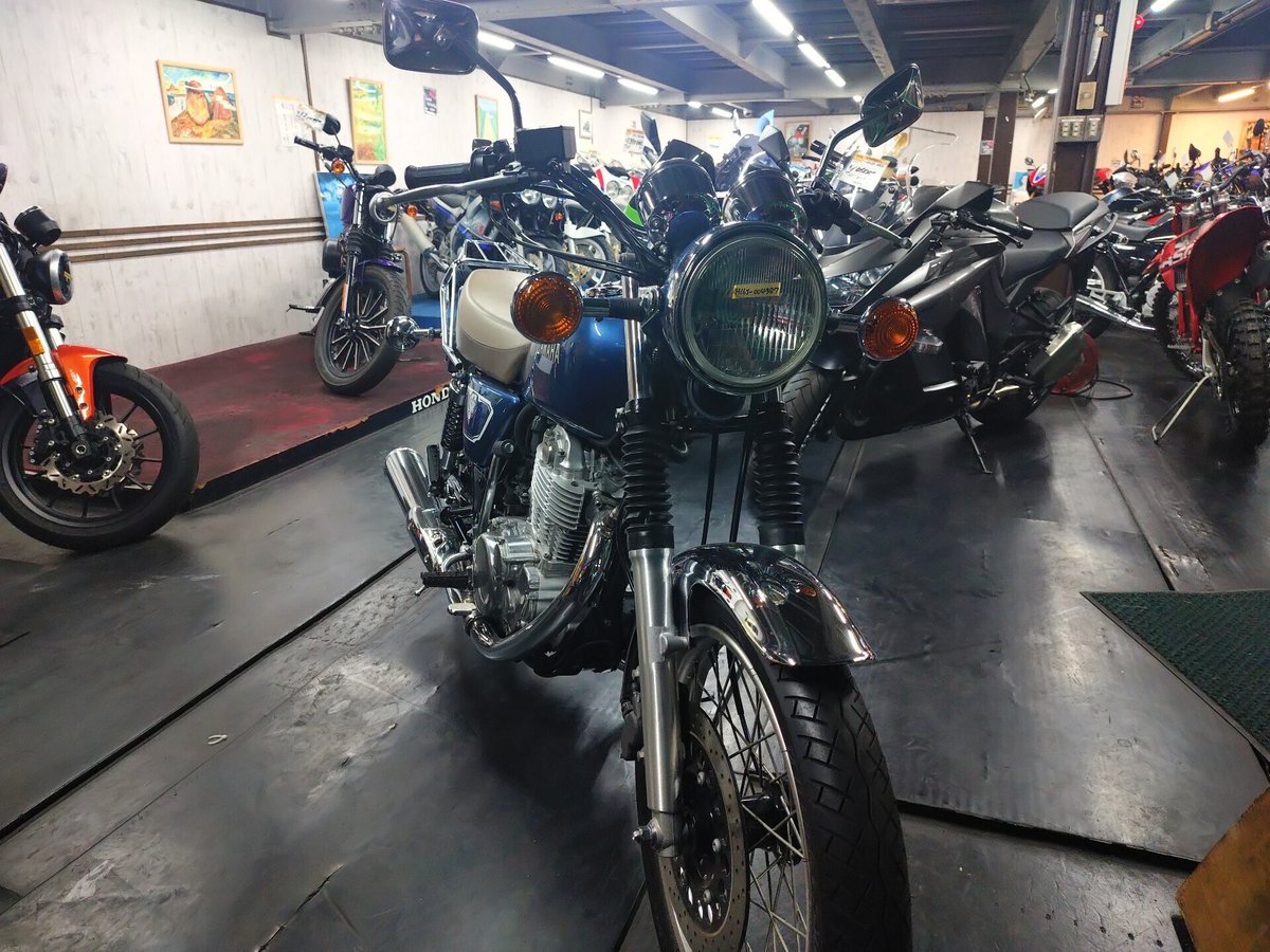 Yamaha SR400 2020, рама RH16J-004387 – мотоцикл из Японии с аукциона IAUC, фото 2