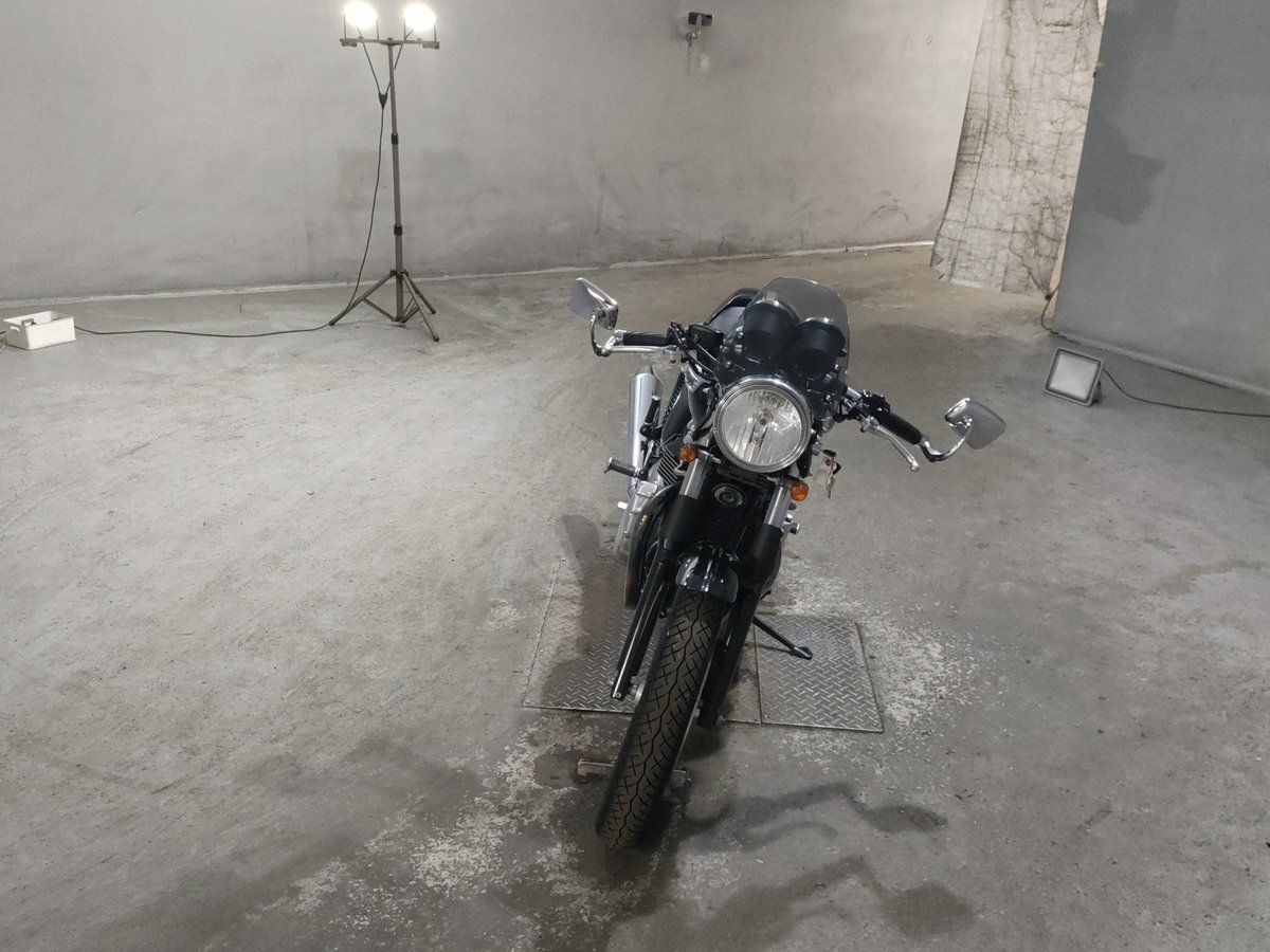 Triumph THRUXTON900 2011, рама SMTTJ9147GC513315 – мотоцикл из Японии с аукциона JBA, фото 3