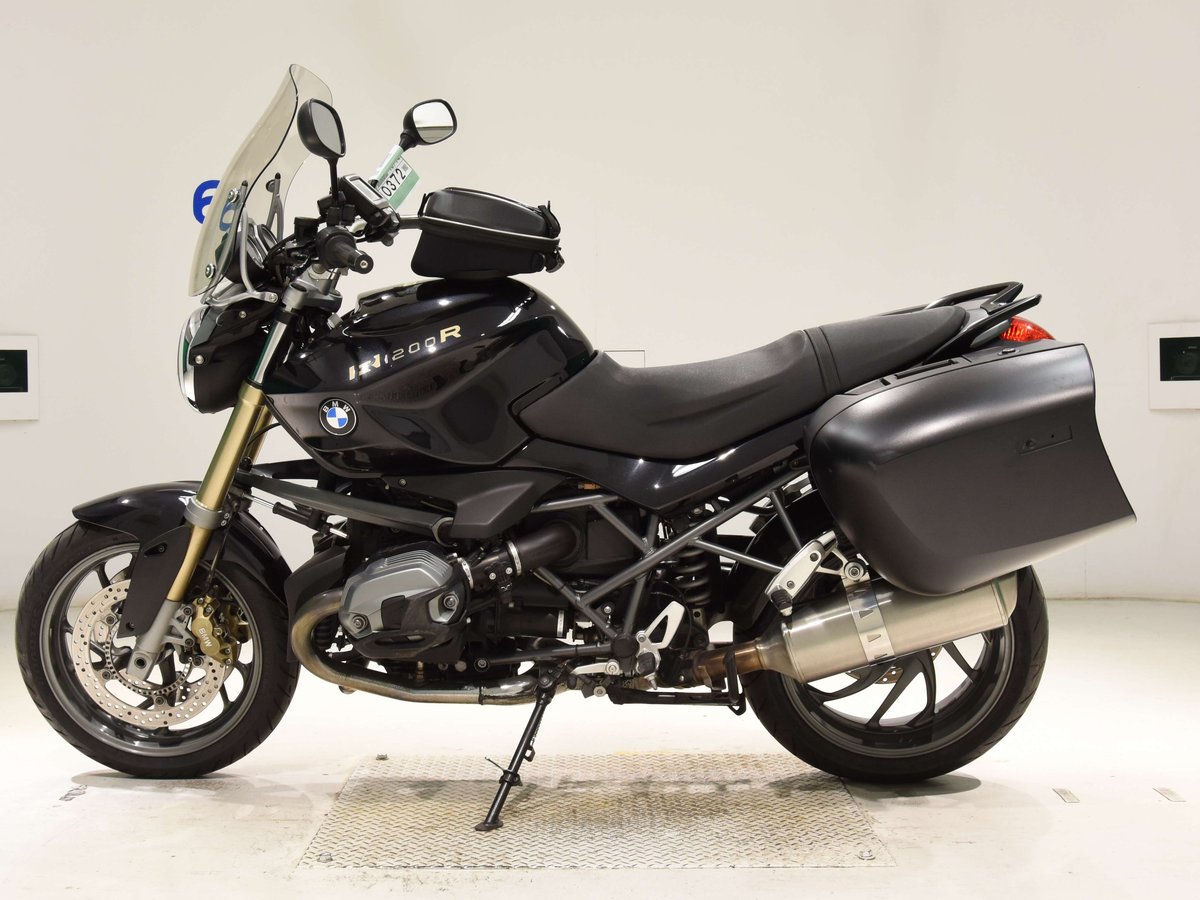 BMW R1200R 2013, рама WB1040008DZY84840 – мотоцикл из Японии с аукциона BDS, фото 2