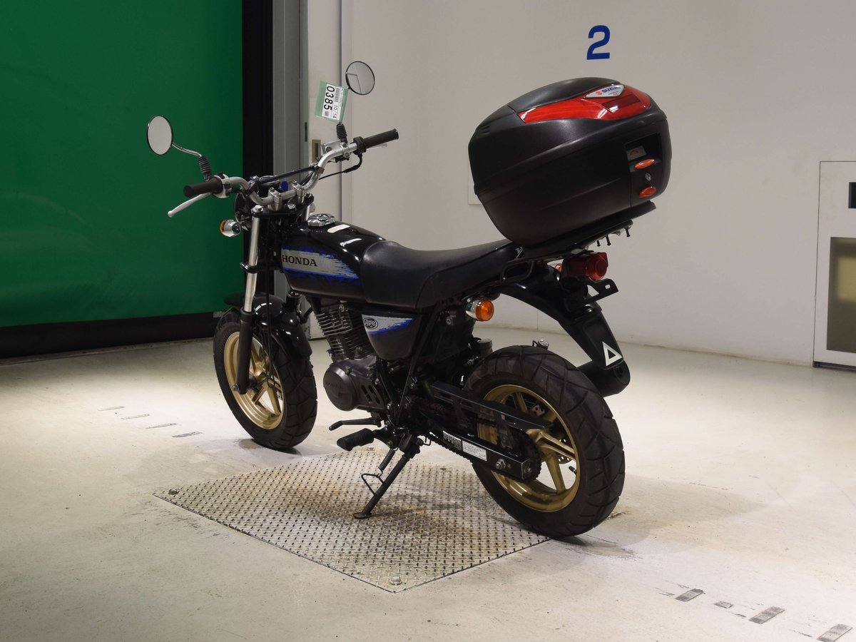 Honda APE100 2010, рама HC13-1000315 – мотоцикл из Японии с аукциона BDS, фото 6