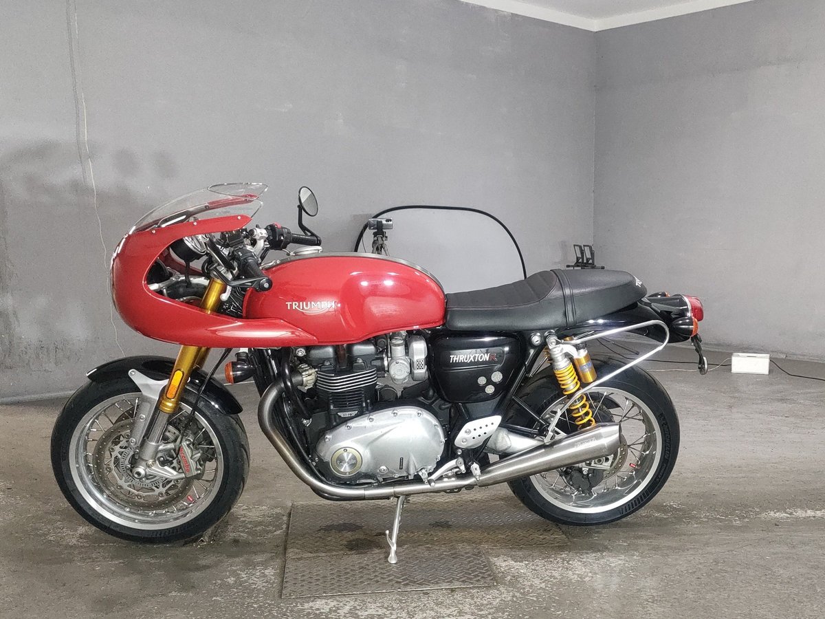 Triumph THRUXTON1200R 2017, рама SMTDAD72H4G773718 – мотоцикл из Японии с аукциона JBA, фото 2