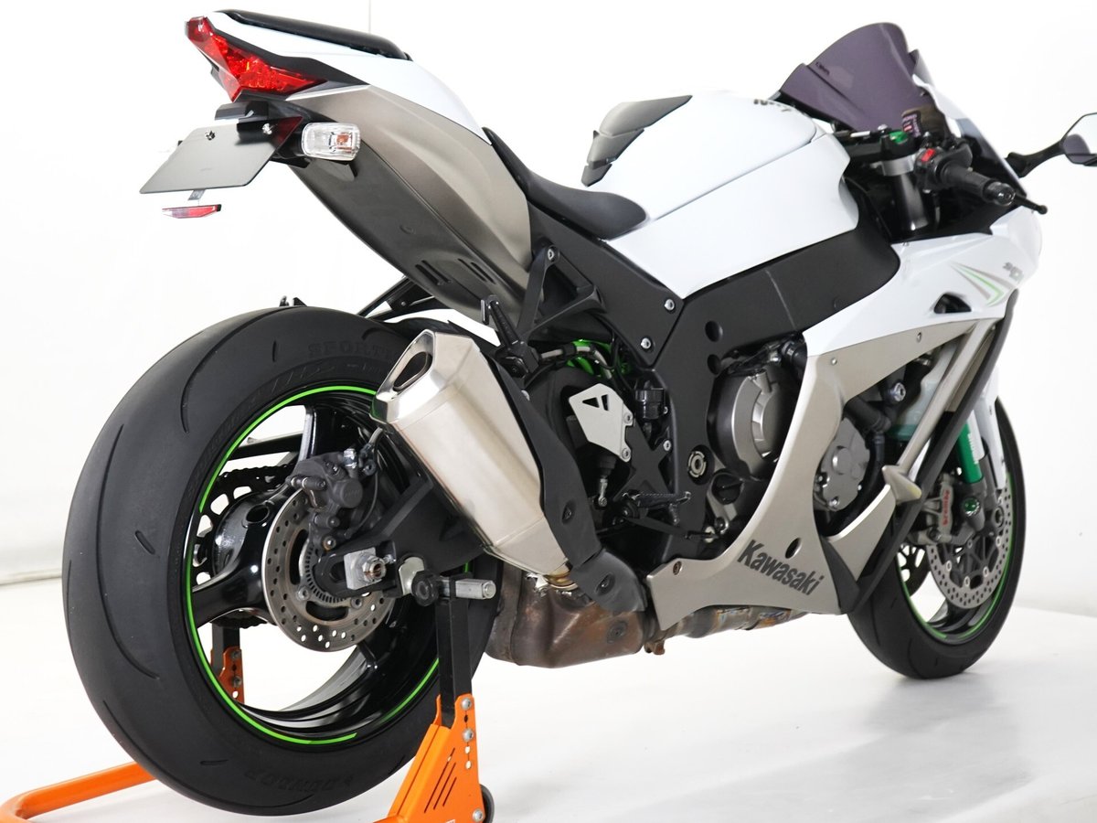 Kawasaki NINJA ZX-10RA 2017, рама JKAZXT00SSA009710 – мотоцикл из Японии с аукциона IAUC, фото 5