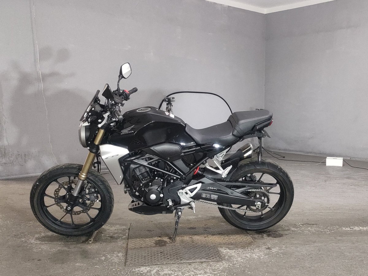 Honda CB250R 2019, рама MC52-1103772 – мотоцикл из Японии с аукциона JBA, фото 2