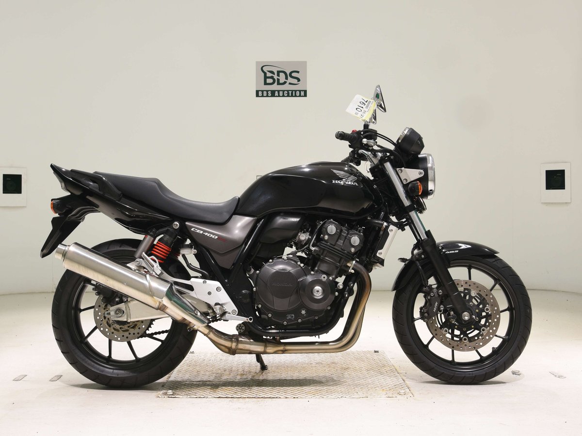 Honda CB400SF 2019, рама NC42-2007800 – мотоцикл из Японии с аукциона BDS, фото 1