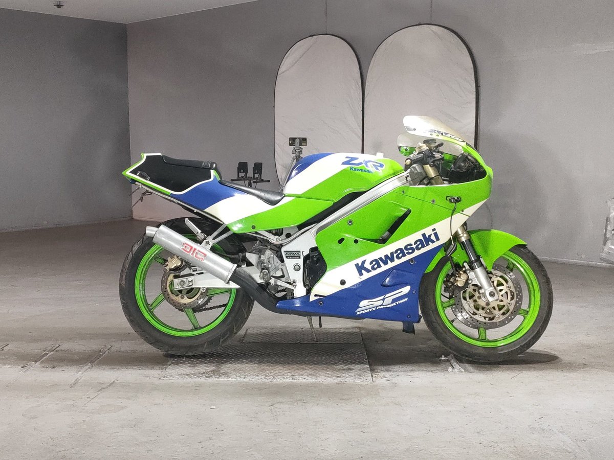 Kawasaki ZXR250, рама ZX250A-301723 – мотоцикл из Японии с аукциона JBA, фото 1