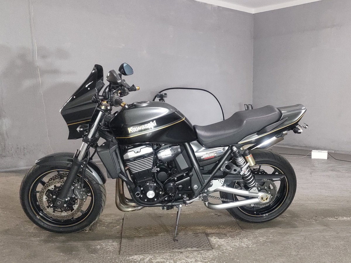 Kawasaki ZRX1200, рама ZRT20D-001471 – мотоцикл из Японии с аукциона JBA, фото 2