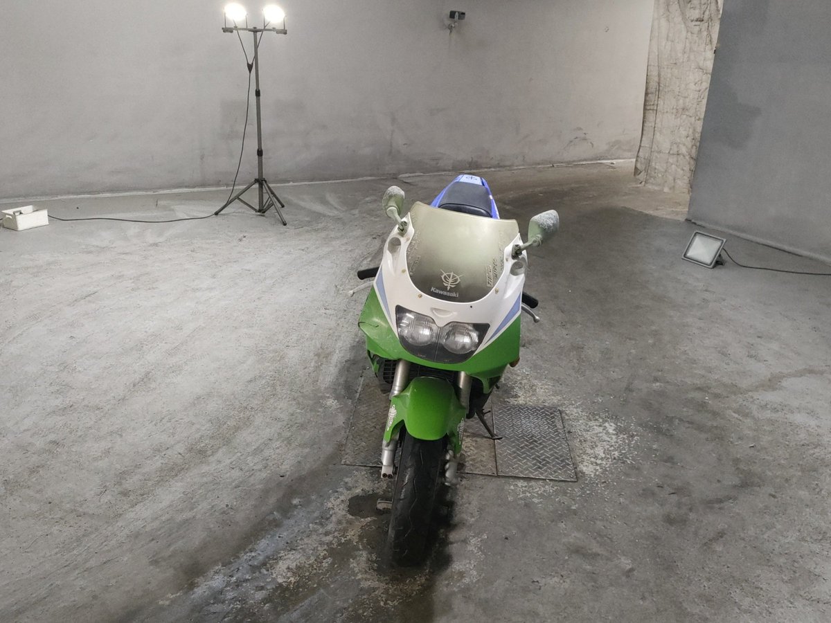 Kawasaki ZXR250, рама ZX250C-011063 – мотоцикл из Японии с аукциона JBA, фото 3