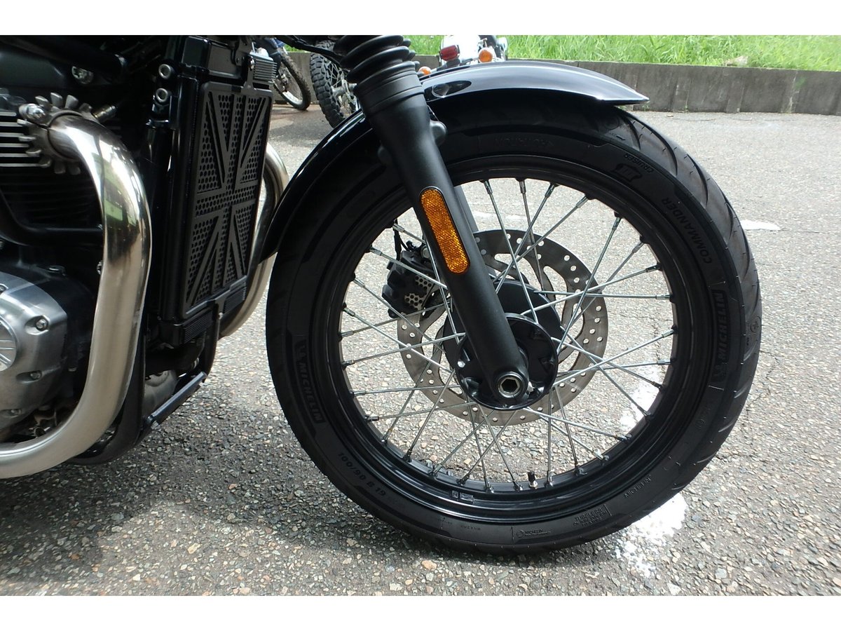 Triumph BONNEVILLE BOBA 2017, рама SMTDAD76HWJ851648 – мотоцикл из Японии с аукциона IAUC, фото 4