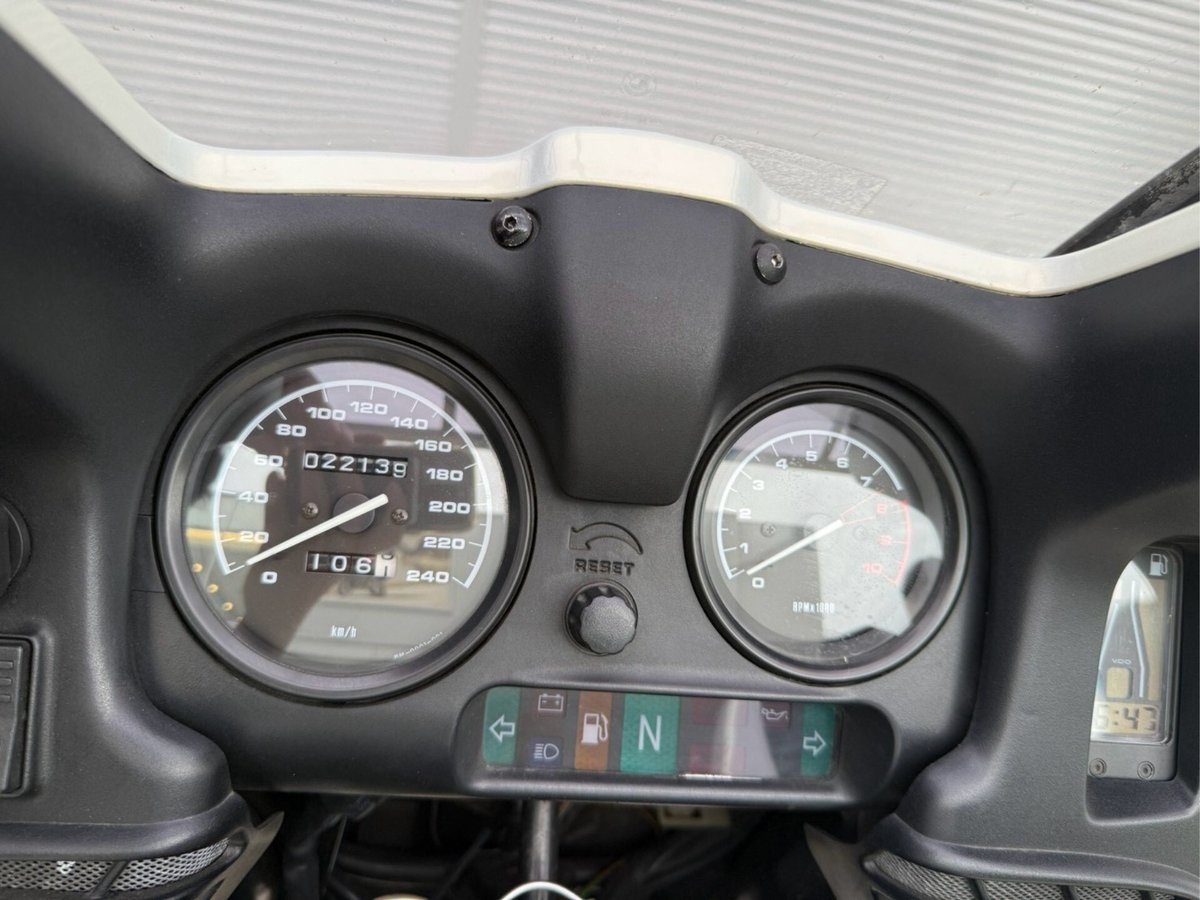 BMW R1100RT 2000, рама WB10413J2YZD24251 – мотоцикл из Японии с аукциона IAUC, фото 5